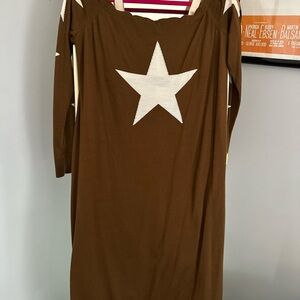 Burberry Brown Runway Dress with White Star Design - Brand New Never worn